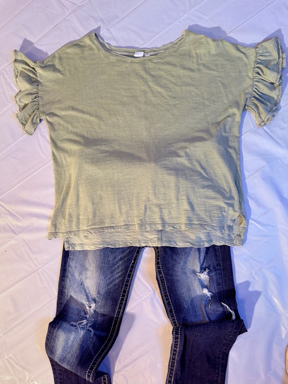 Gap Light Green Ruffle Sleeve Tee - Casual Everyday Top